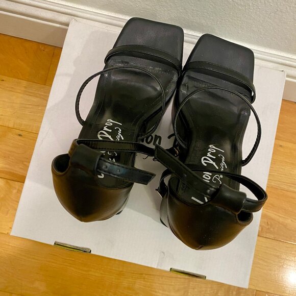 LEMON DROP BY PRIVILEGED BLACK PLATFORM SANDALS SIZE 5/35 - Picture 4 of 7